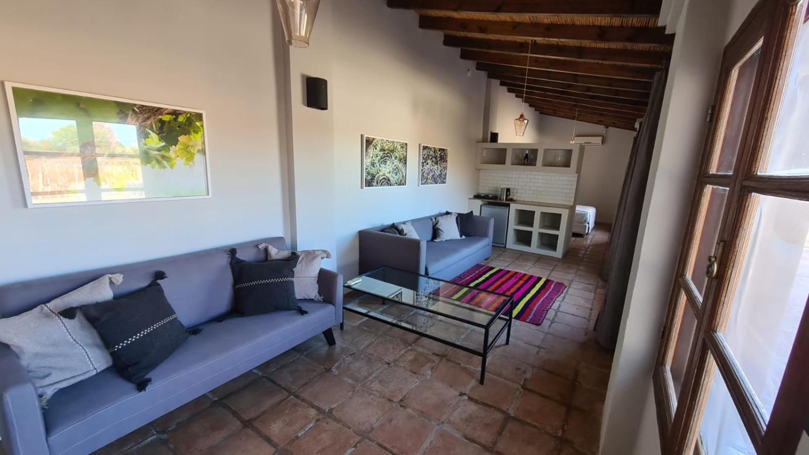 El Porvenir Wine Lodge Cafayate Exterior photo